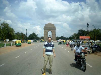 <img0*300:stuff/z/52/India_2006/Picture%20237.jpg>